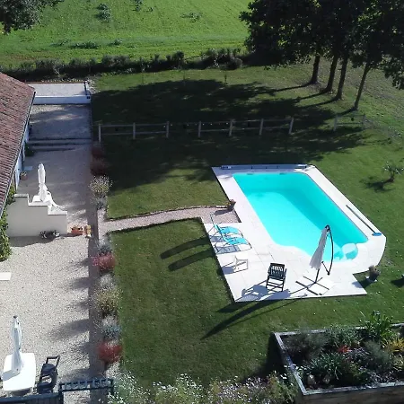 Bed & Breakfast La Vieille Gorce - D'hotes In The Vienne *