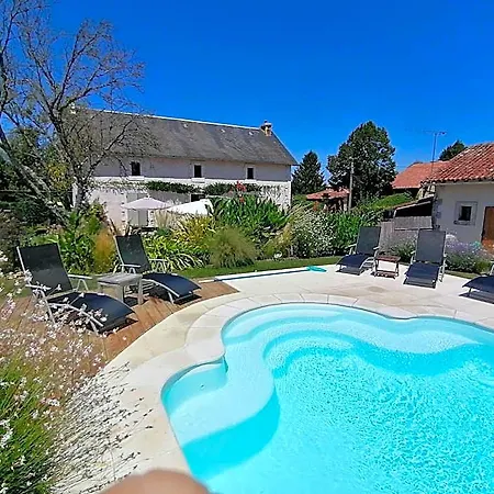 La Vieille Gorce D'hotes Near Civray 3* Asnois (Vienne)